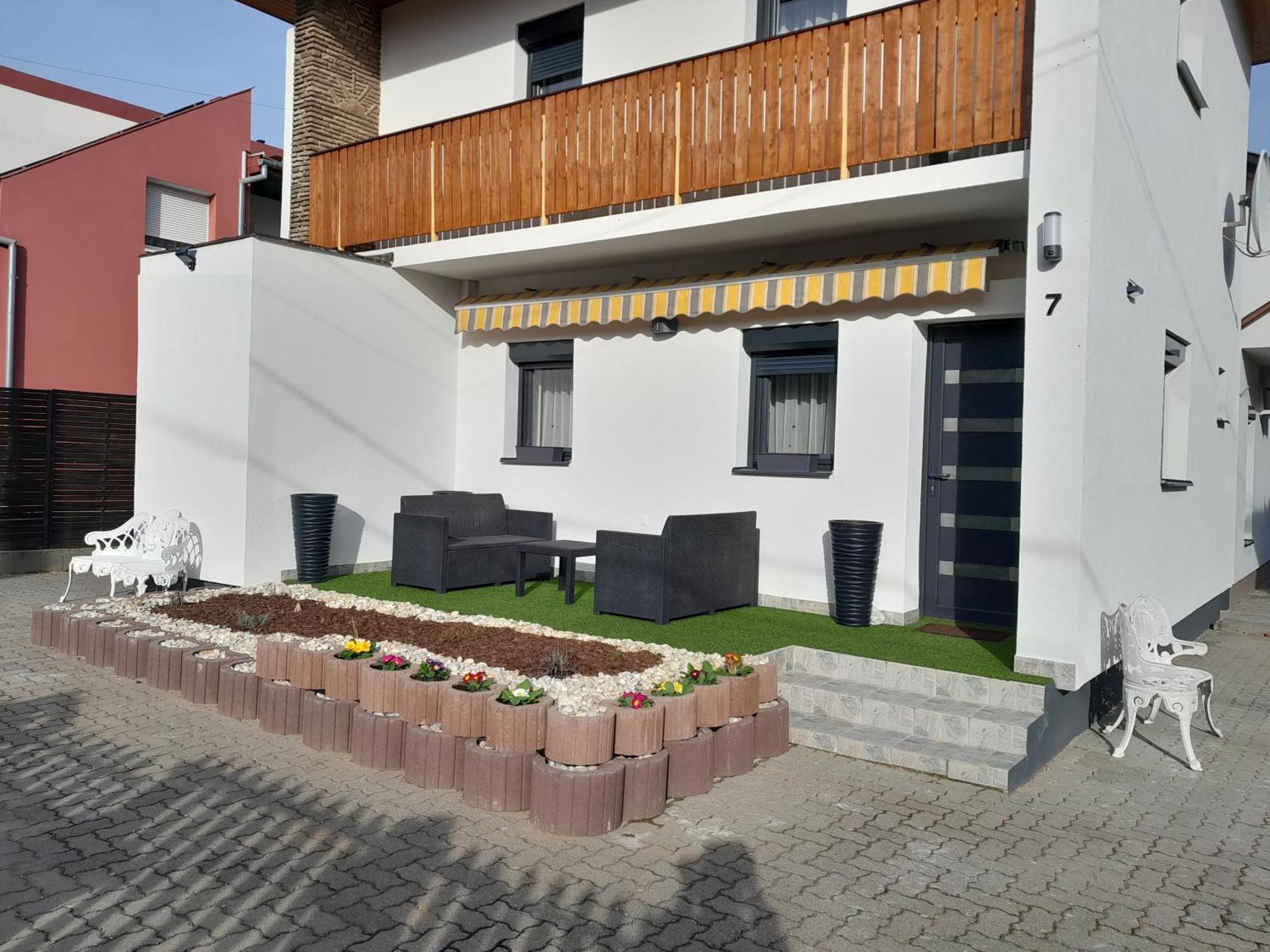 Nyirfa Apartmanhaz Залакарош Экстерьер фото